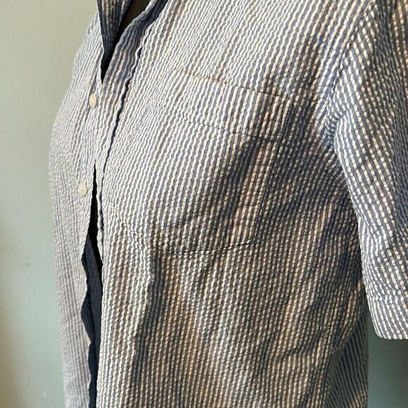 Talbots Kids Light Blue And White Striped Short Sleeve Button-Down Shirt Size 12 - Picture 2 of 8